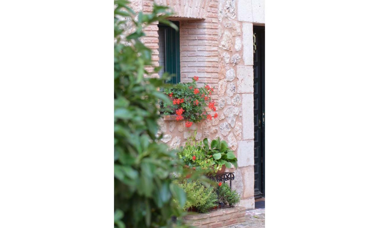 Las Casas De Yaguee, Ayllon Santa Maria de Riaza المظهر الخارجي الصورة